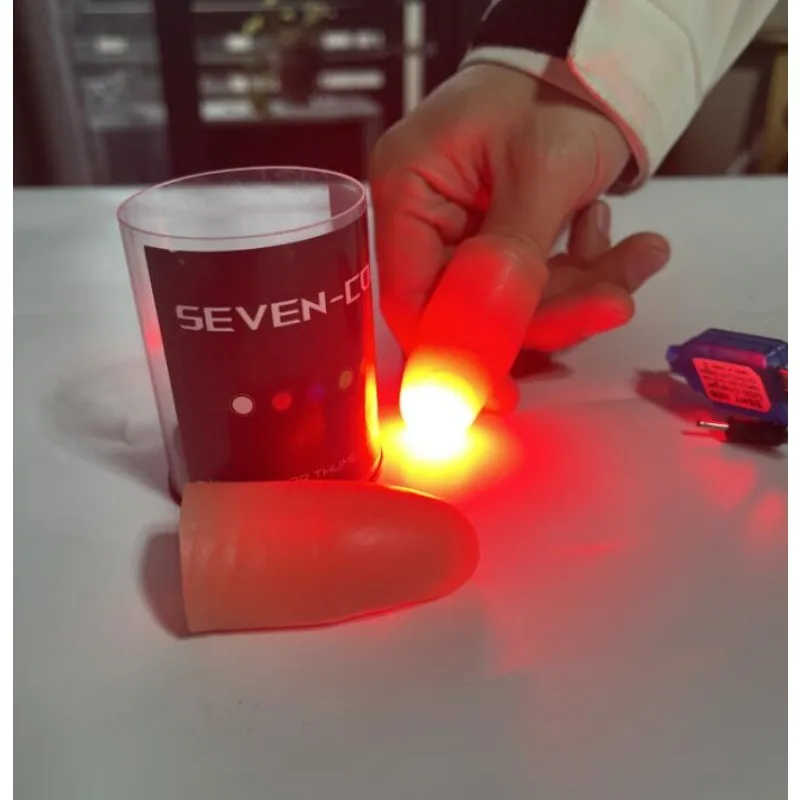 Luz LED superligera de siete c - Thumb Tip Magic Trick Set reseña y precio